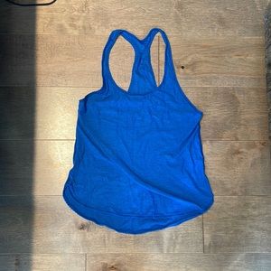 Lululemon size 6